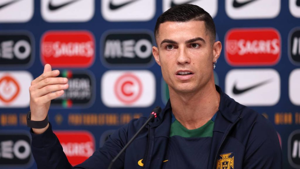 Cristiano Ronaldo a világon elsőként érte el az 500 millió követőt