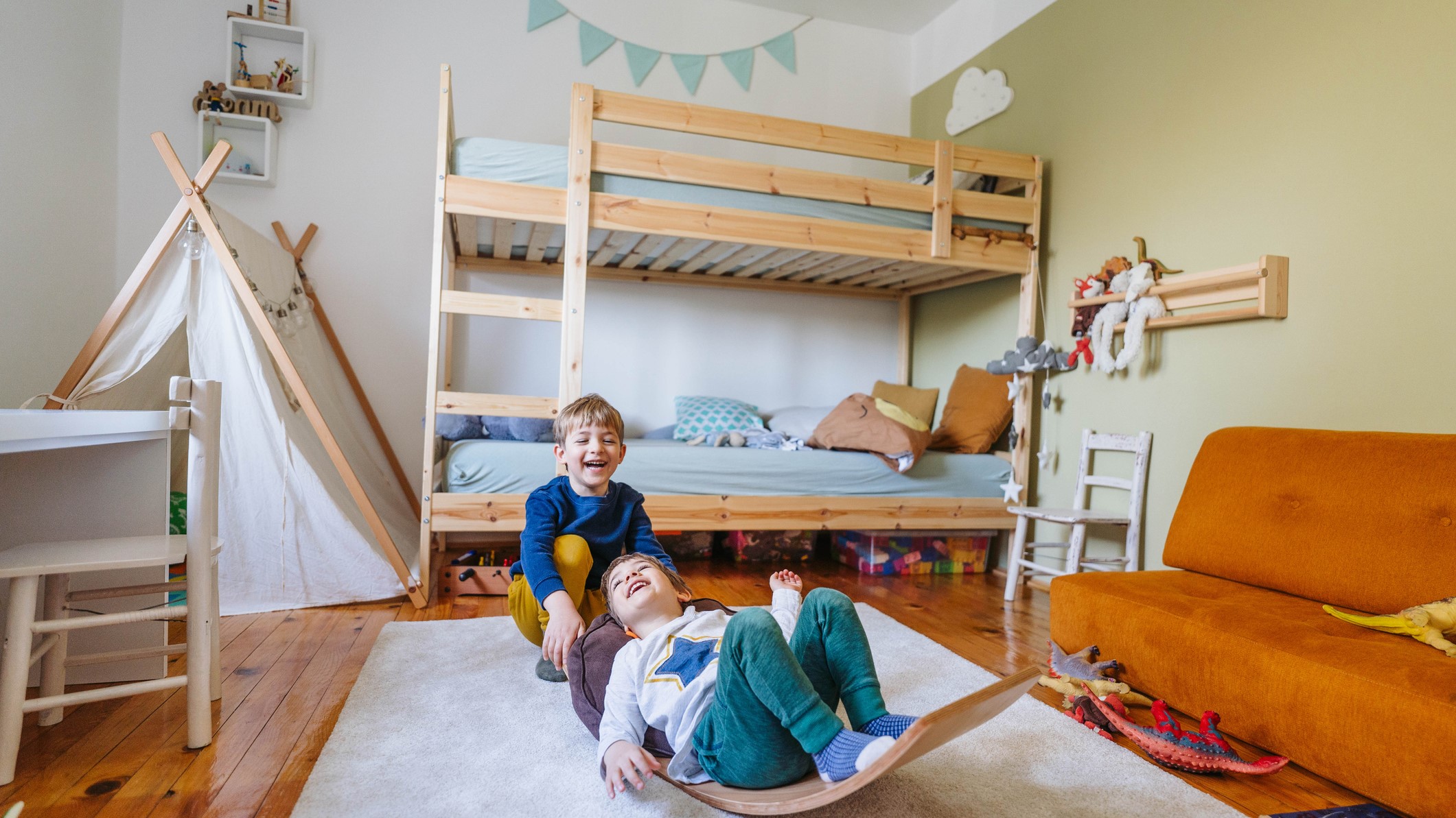 A Montessori-gyerekszobába boldog az élet (Fotó: Getty Images)