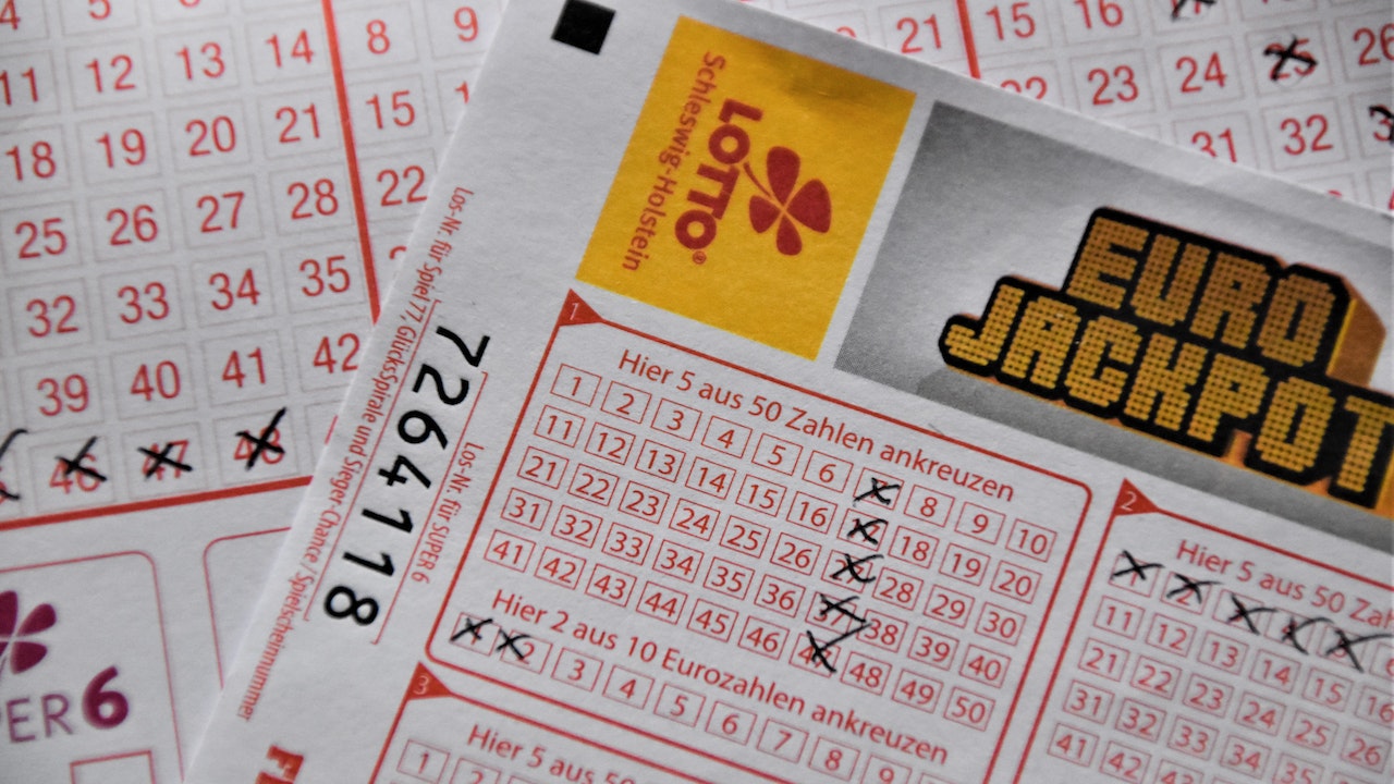 Kursat elvitte a lottónyereményt (Illusztráció: Pexels.com)