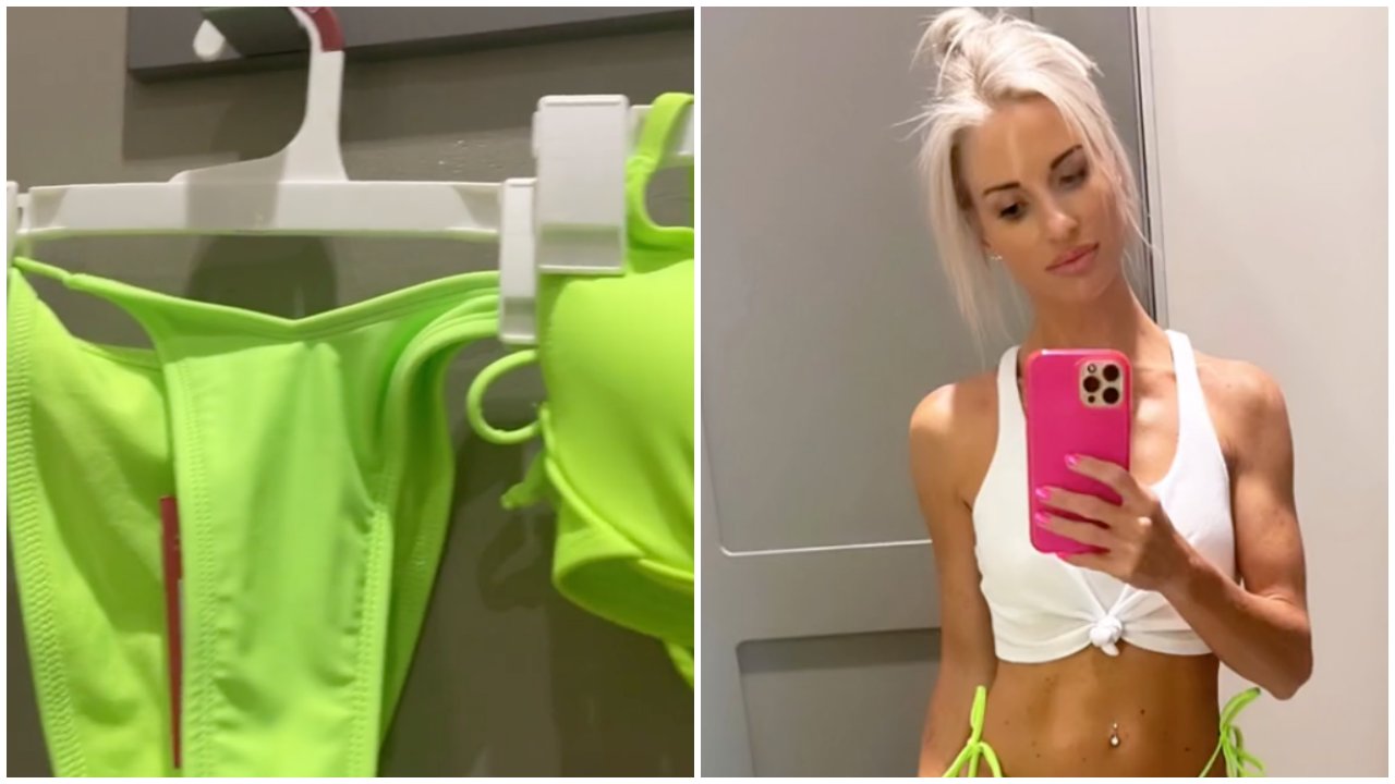 Neonzöld bikinit próbál egy nő a próbafülkében