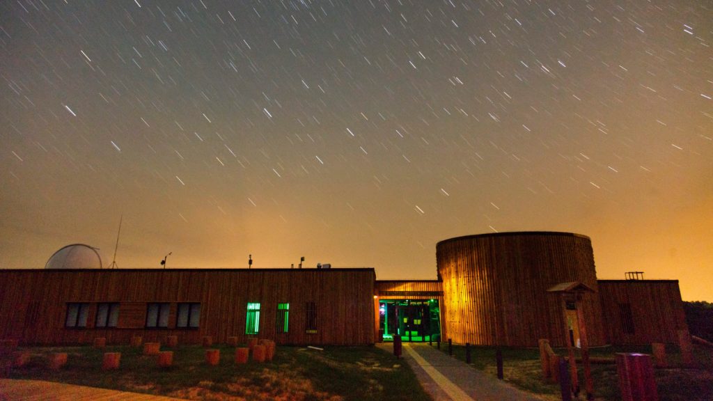 A Zselici Csillagpark turisztikai komplexuma 2015. június 9-re virradó éjjel