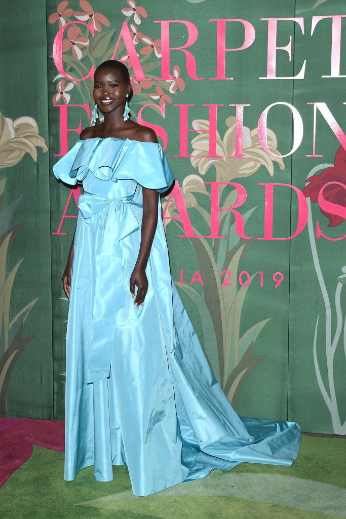 Adut Akech a Green Carpet Fashion Awardson 2019-be