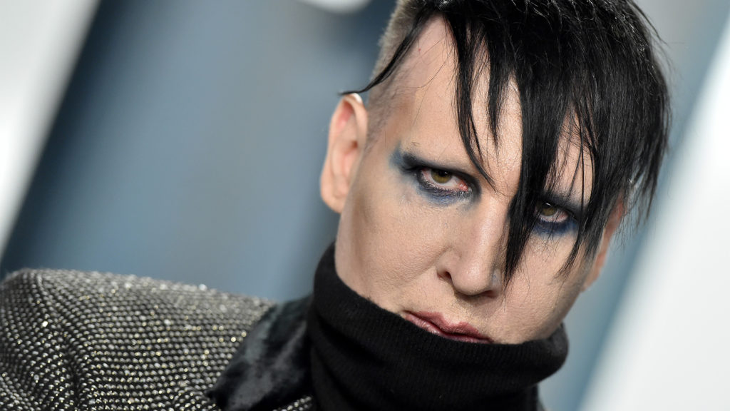 A szexuális erőszakkal vádolt Marilyn Manson peren kívül megegyezett Esmé Biancóval