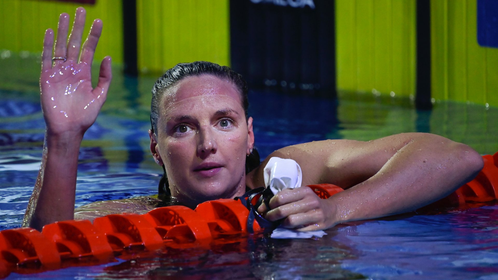 A negyedik helyezett Hosszú Katinka a nõi 400 méteres vegyesúszás döntõje után a vizes világbajnokságon a Duna Arénában 2022. június 25-én