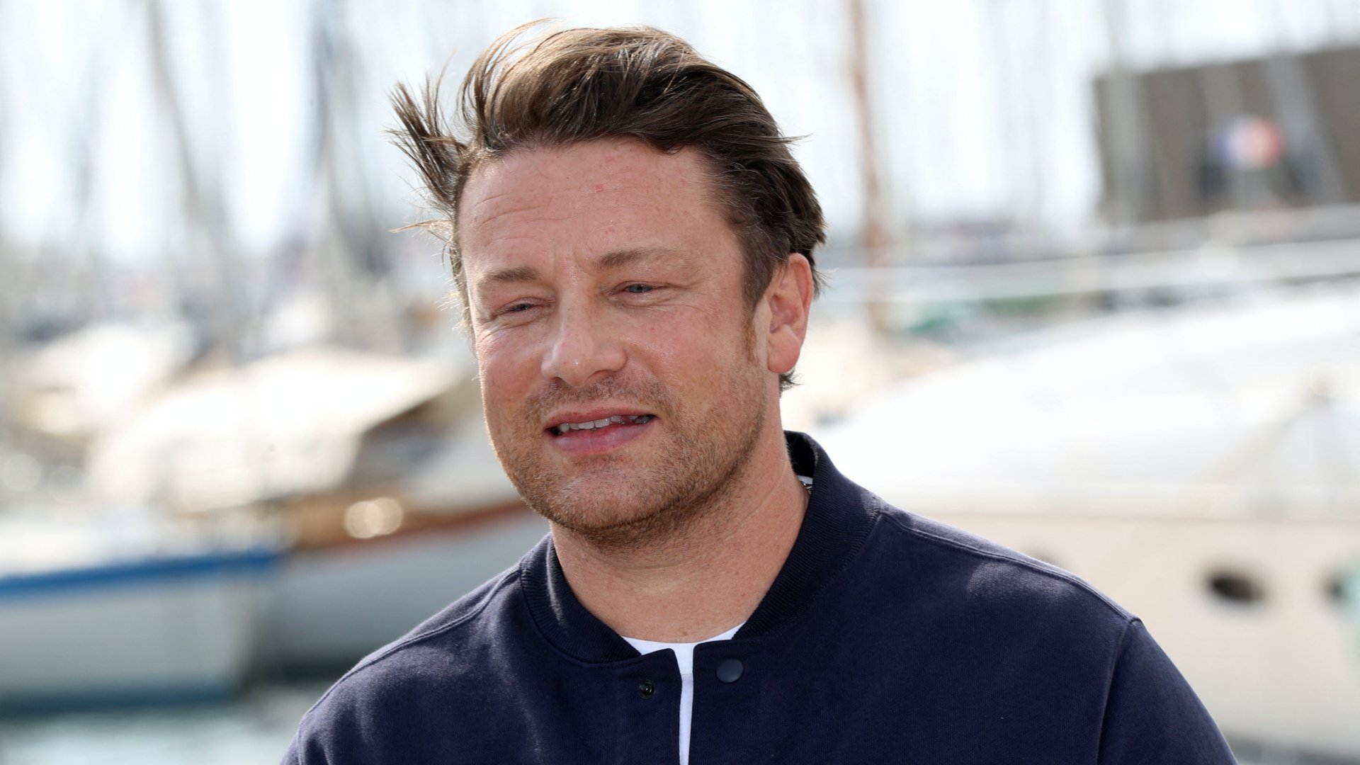 Jamie Oliver a délkelet-franciaországi Cannes-ban 2018. október 15-én