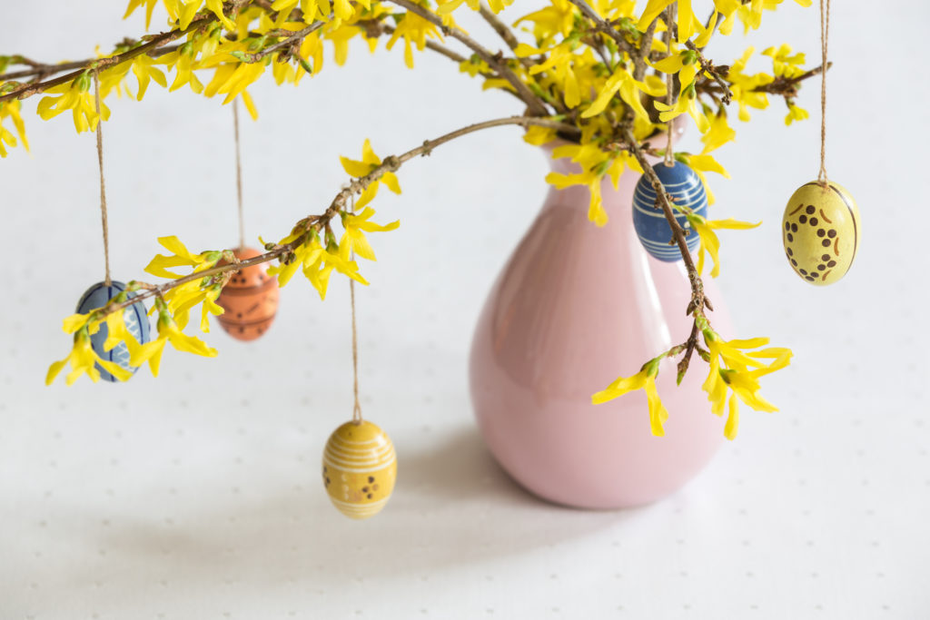 Aranyvessző húsvéti tojásokkal