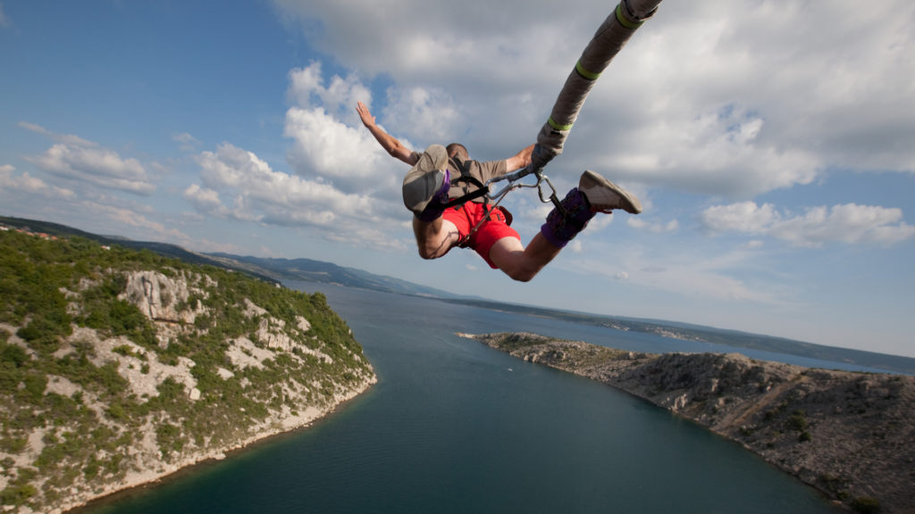 Elszakadt a kötele bungee jumping közben: csoda, hogy megúszta élve