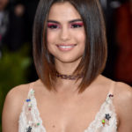 Selena Gomez power bob frizurája