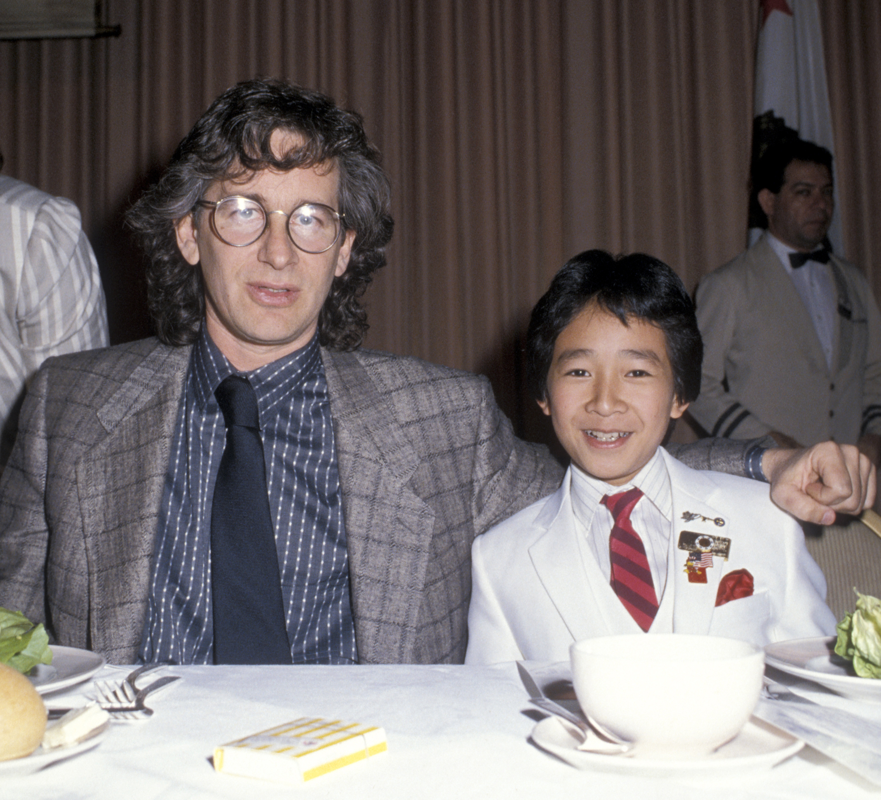 Steven Spielberg és Ke Huy Quan