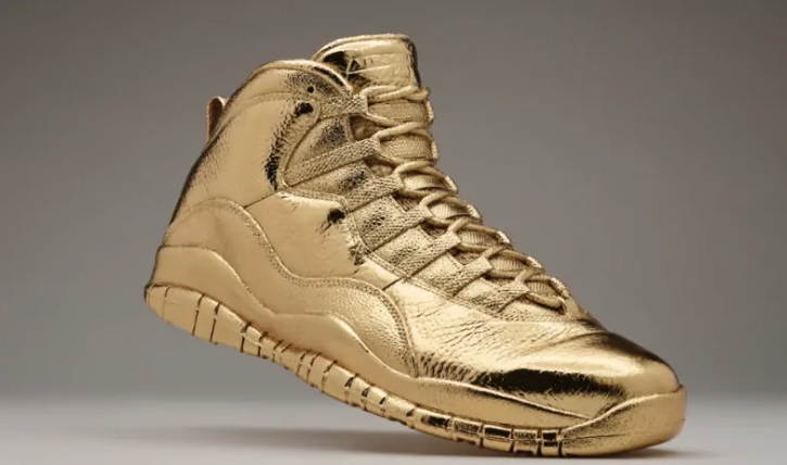 Solid Gold OVO x Air Jordan