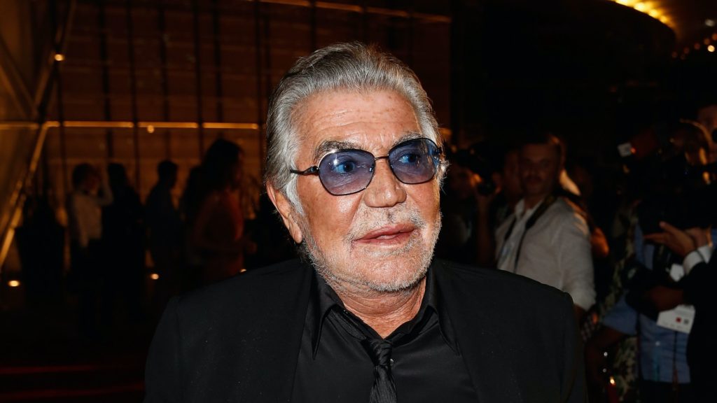 Megszületett a 82 éves Roberto Cavalli és 37 éves párja gyereke