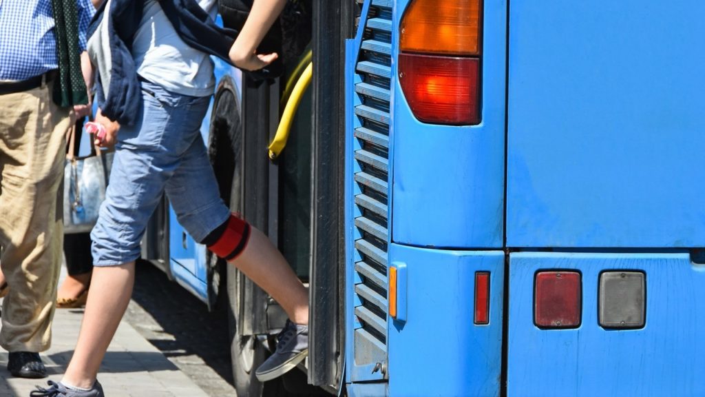 Közel 23 millió kilométert tettek meg a metrópótló buszok a hármas metró felújítása alatt