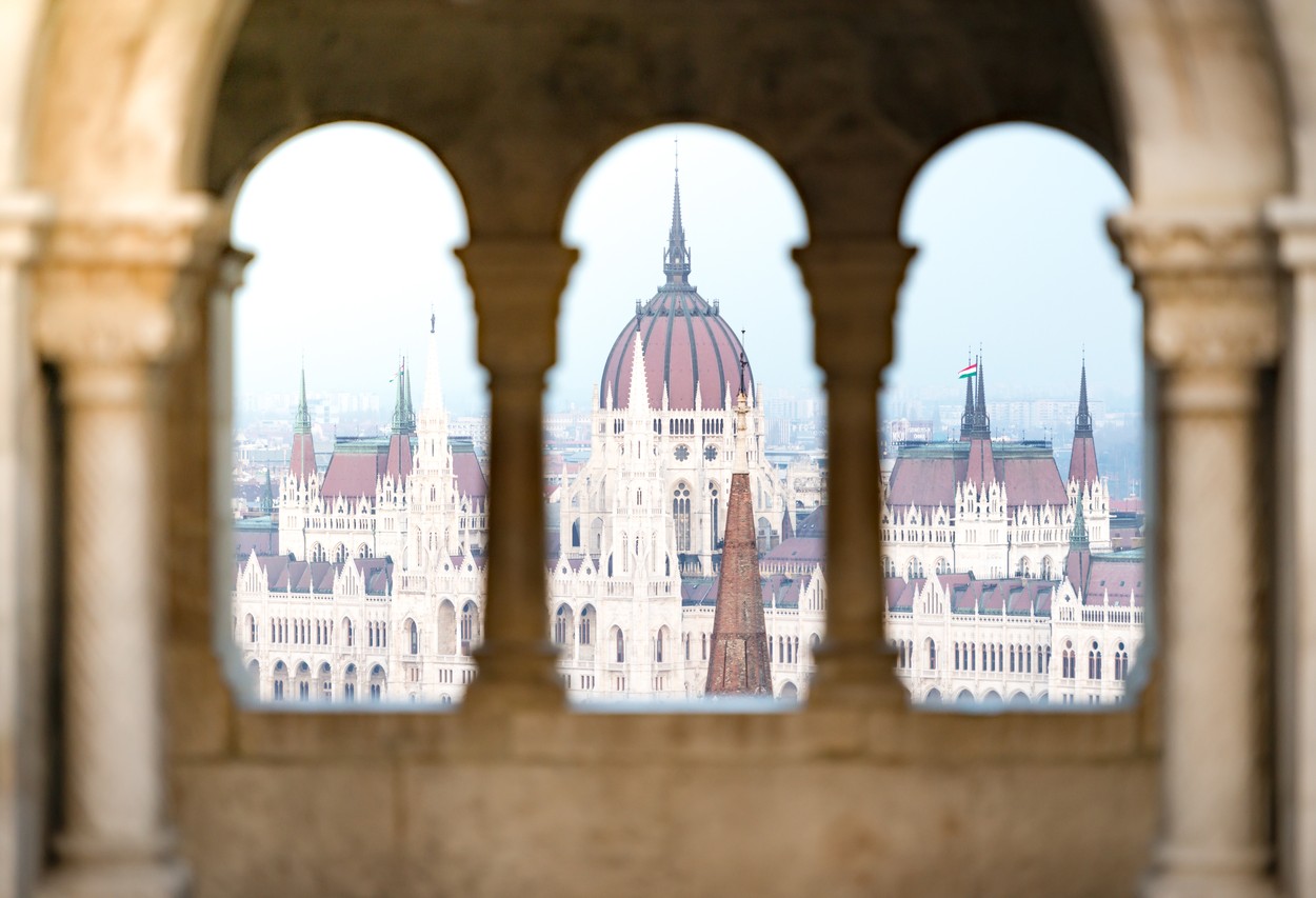 Budapest Országház a várból