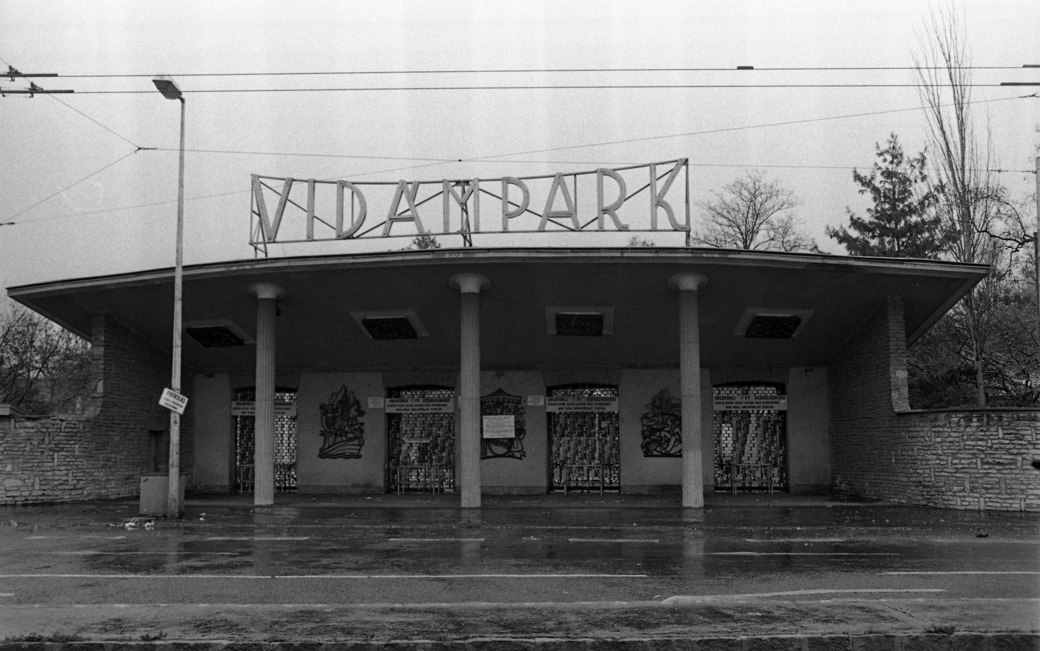 Vidám Park 1981