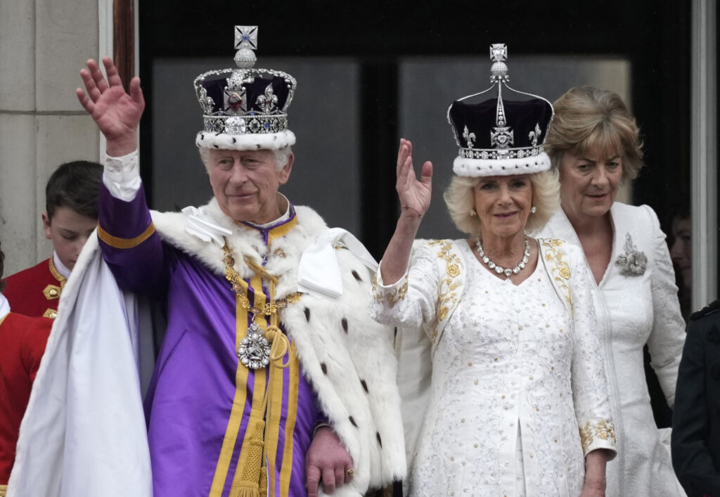 A királyi pár az erkélyen (Fotó: Getty Images)