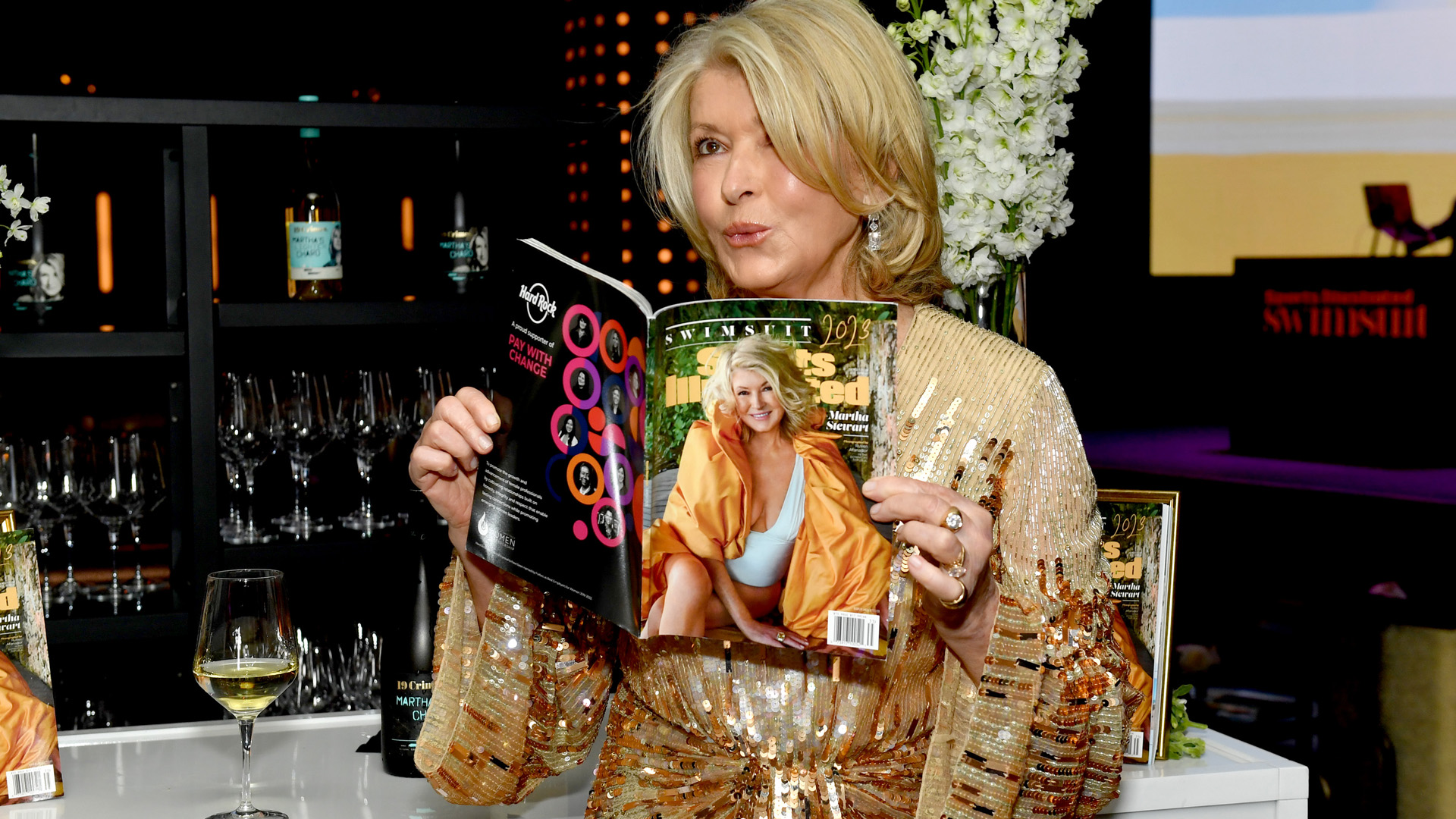 Martha Stewart a 2023-as Sports Illustrated Swimsuit Issue partiján