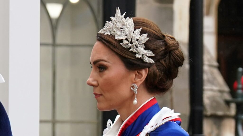 Katalin különleges ékszereket visel a koronázáson (Fotó: Gettyimages)