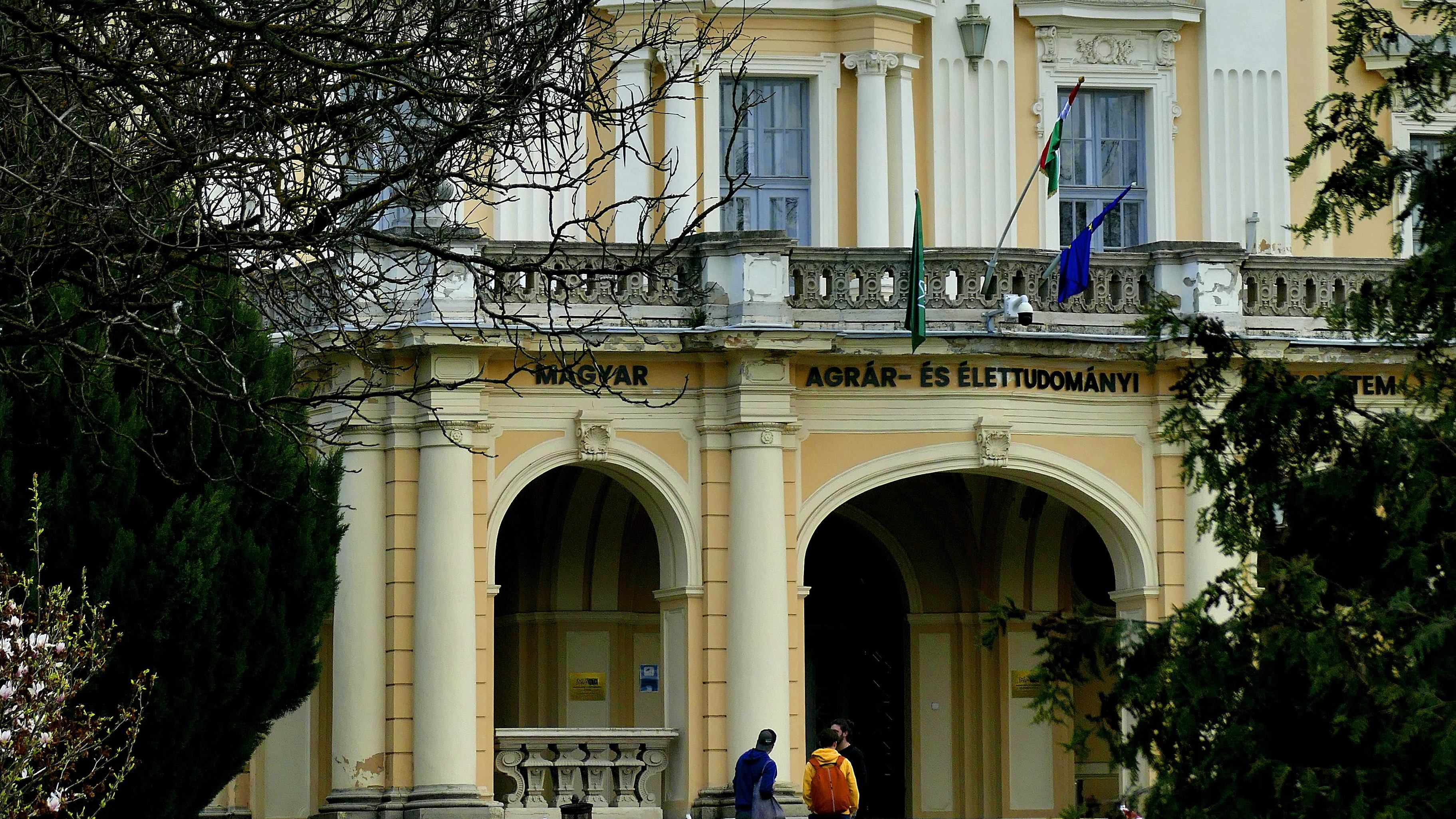 A Magyar Agrár- és Élettudományi Egyetem (MATE) központi épülete