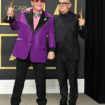 Elton John Oscar ruhája