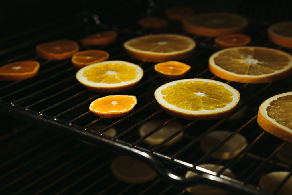 Narancsszeletek aszalása sütőben 