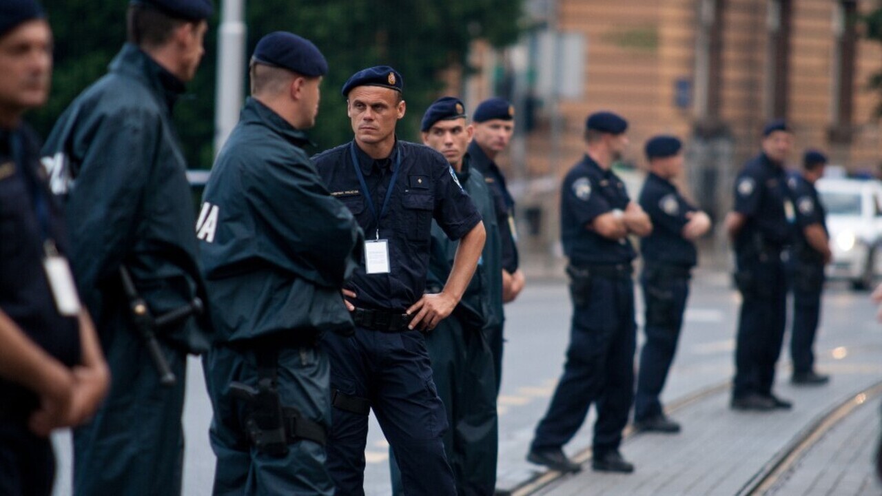 horvát rendőrök