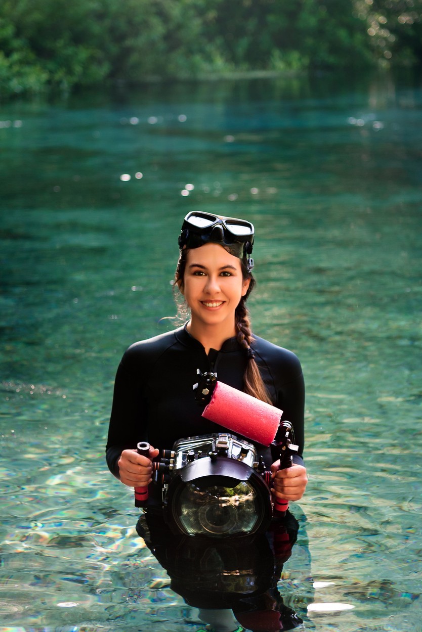 Kimber a víz alatti esküvőfotók specialistája (Fotó: Profimedia)