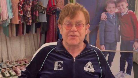 Kórházba került Elton John