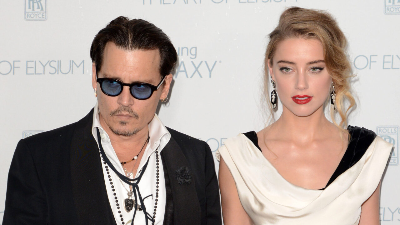 Johnny Depp (L) and Amber Heard