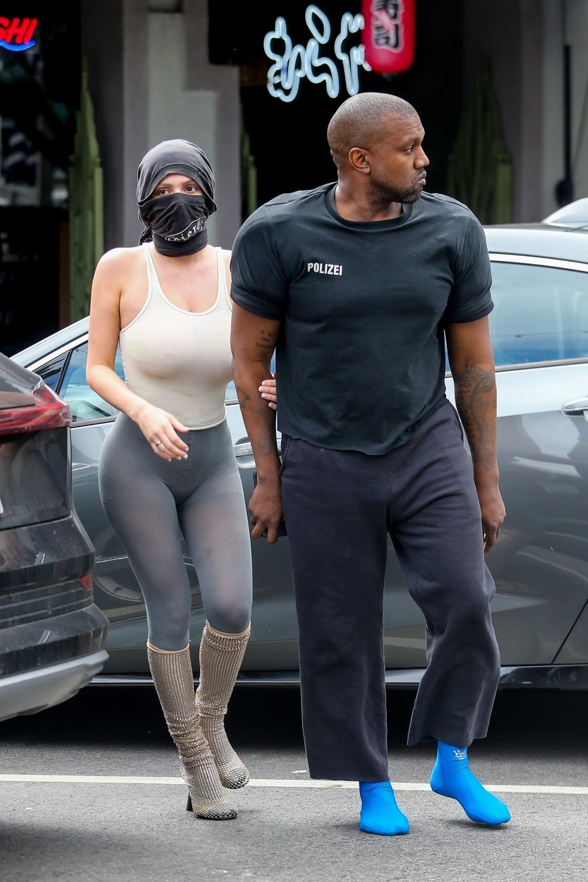 Kanye West és Bianca Censori