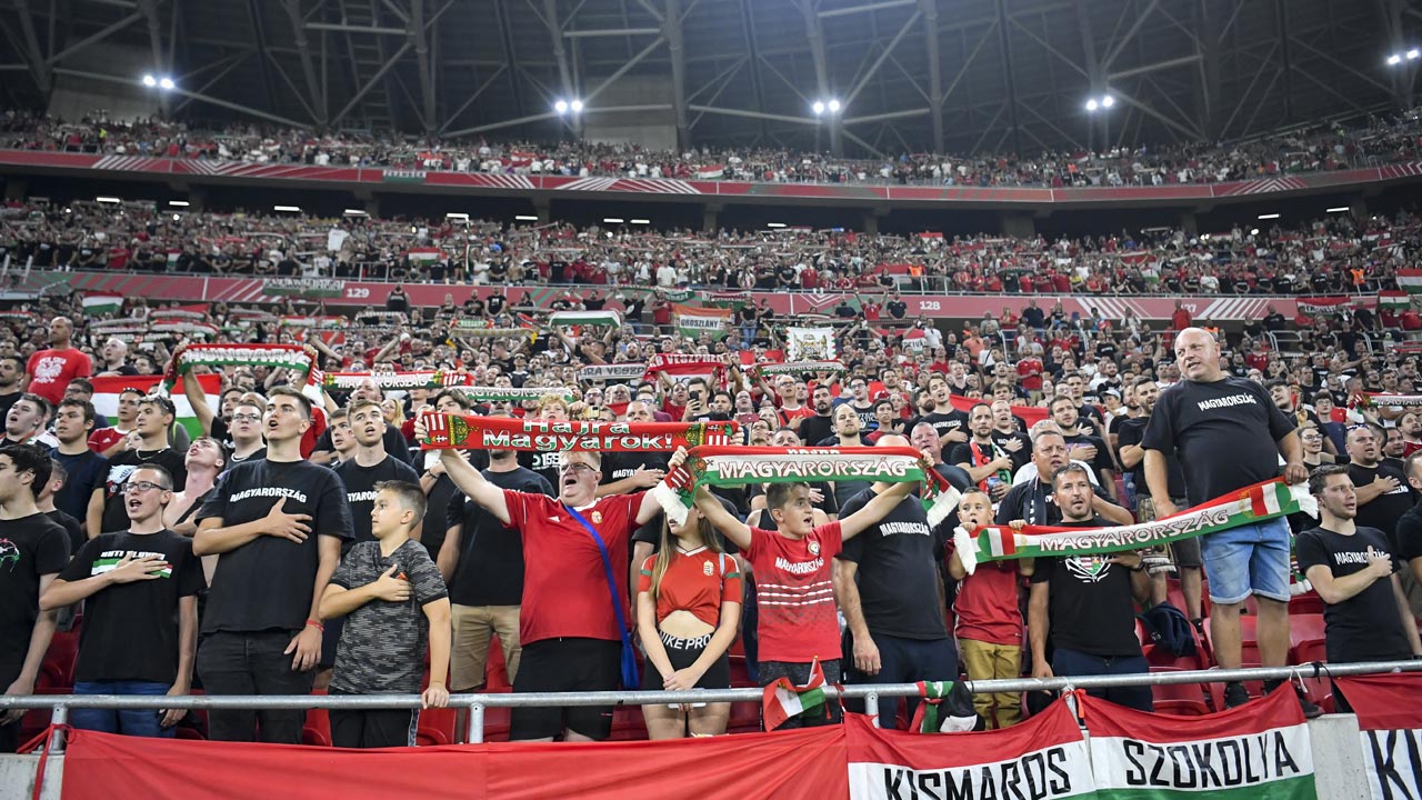 Szurkolók a Magyarország - Csehország barátságos labdarúgó mérkőzésen