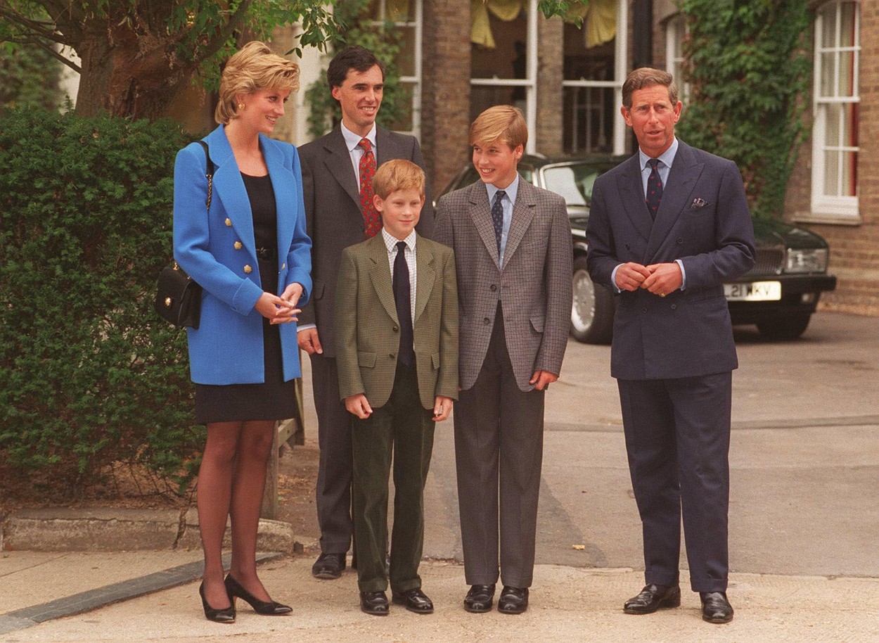 Diana hercegnő, Károly, Vilmos és Harry Etonban