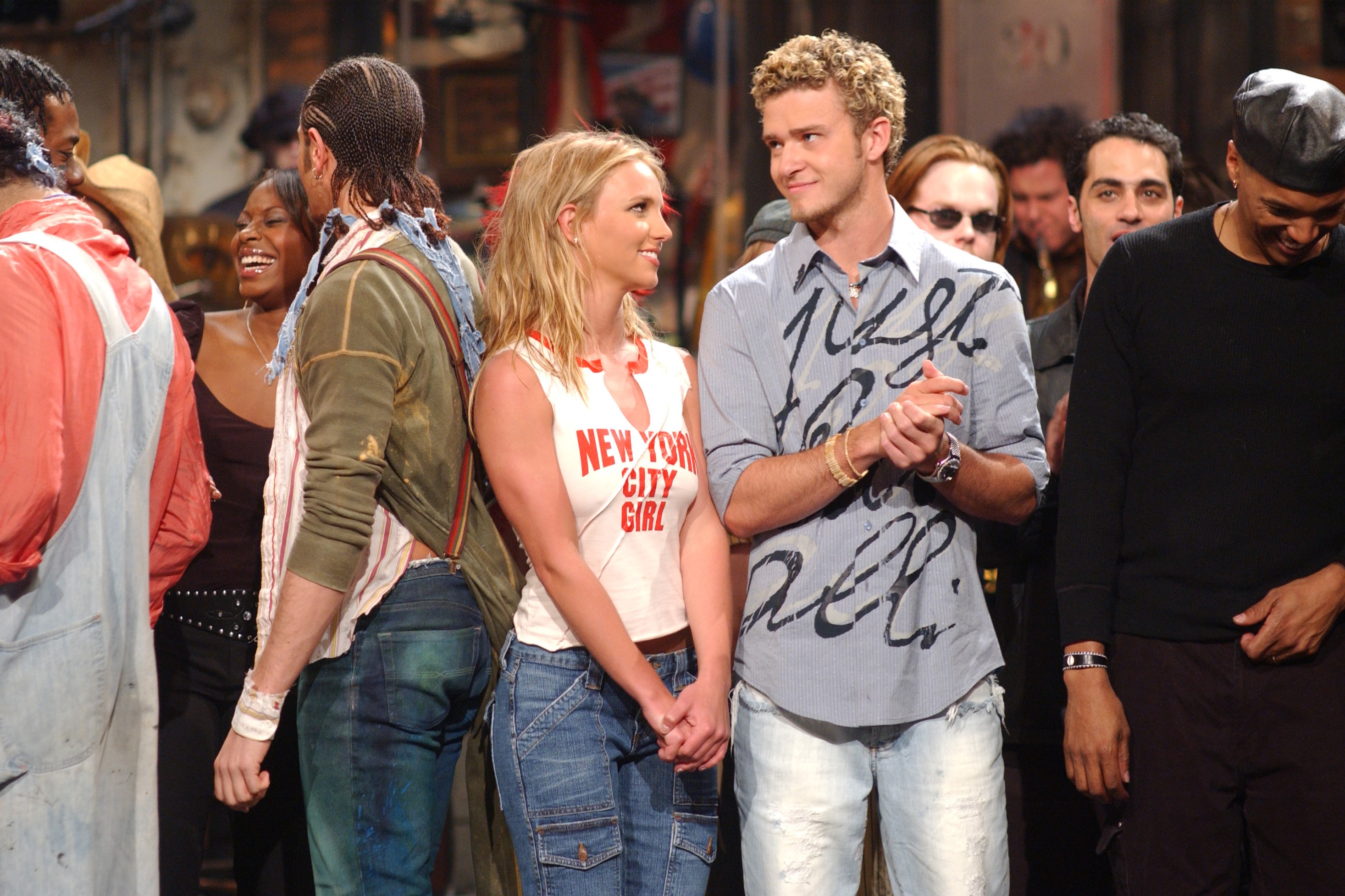 Britney Spears és Justin Timberlake a Saturday Night Live című műsor 2002 februárjában.