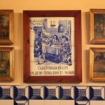 Antik festmények és emléklapok a Sobrino de Botín, emeletén