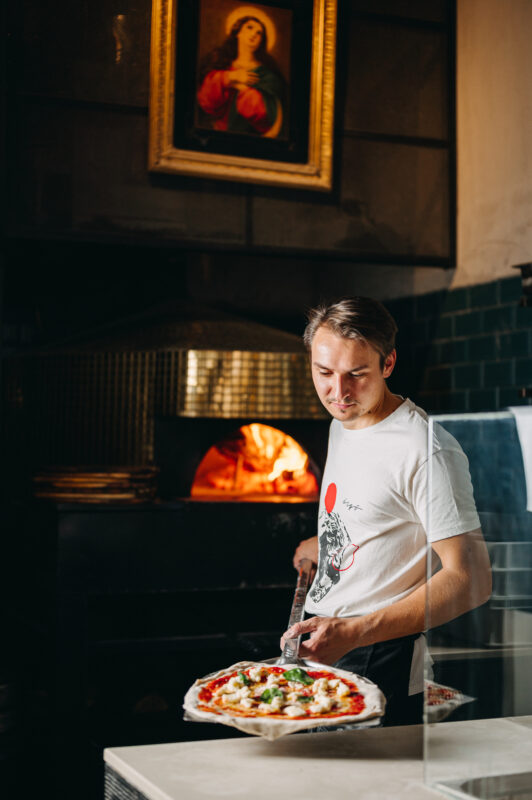 A Digó pizza tulajdonosa, Papp Zoltán
