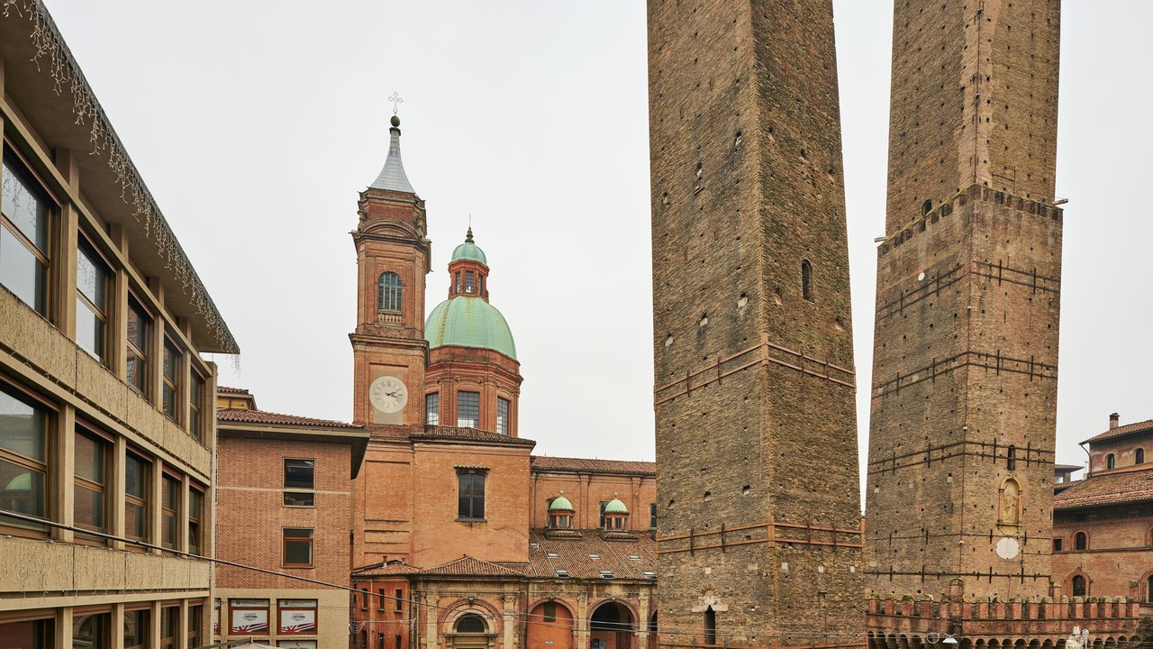 Garisenda torony Bolognában