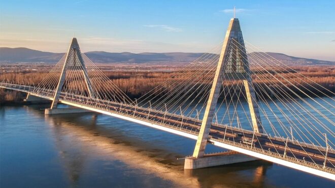 Hídvámot vezet be holnaptól az Orbán-kormány