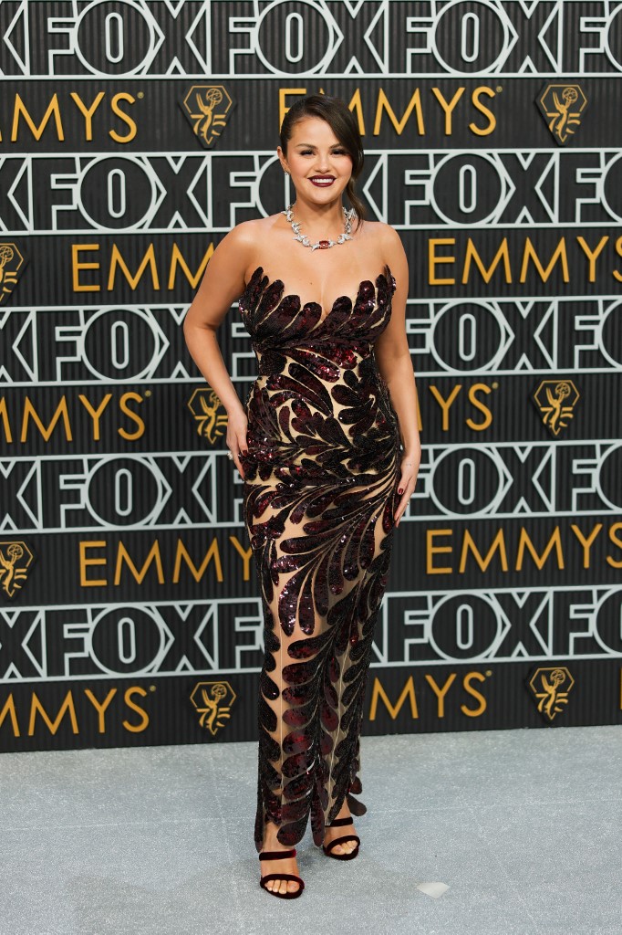 Selena Gomez Emmy-gála 2024