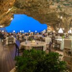 Grotta Palazzese étterem, Olaszország.
