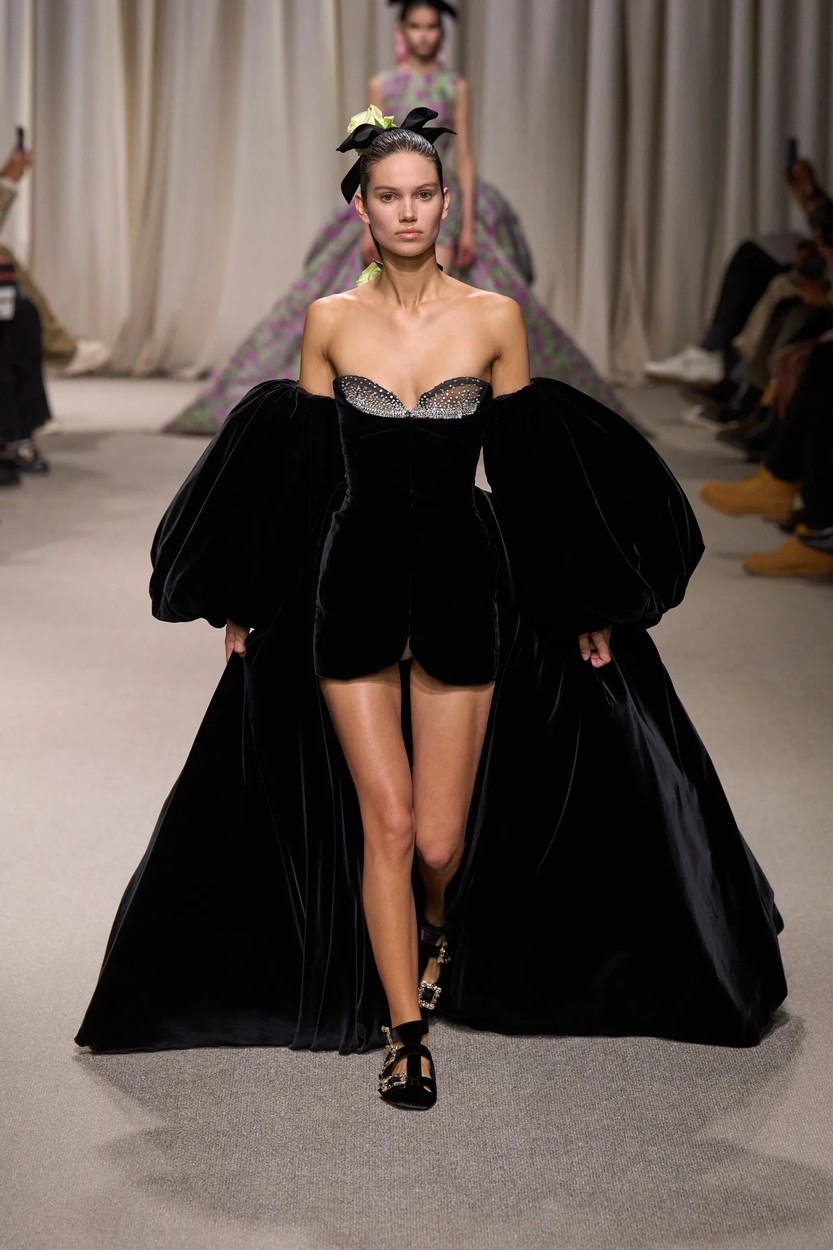 Giambattista Valli Haute Couture 2024 tavasz-nyár