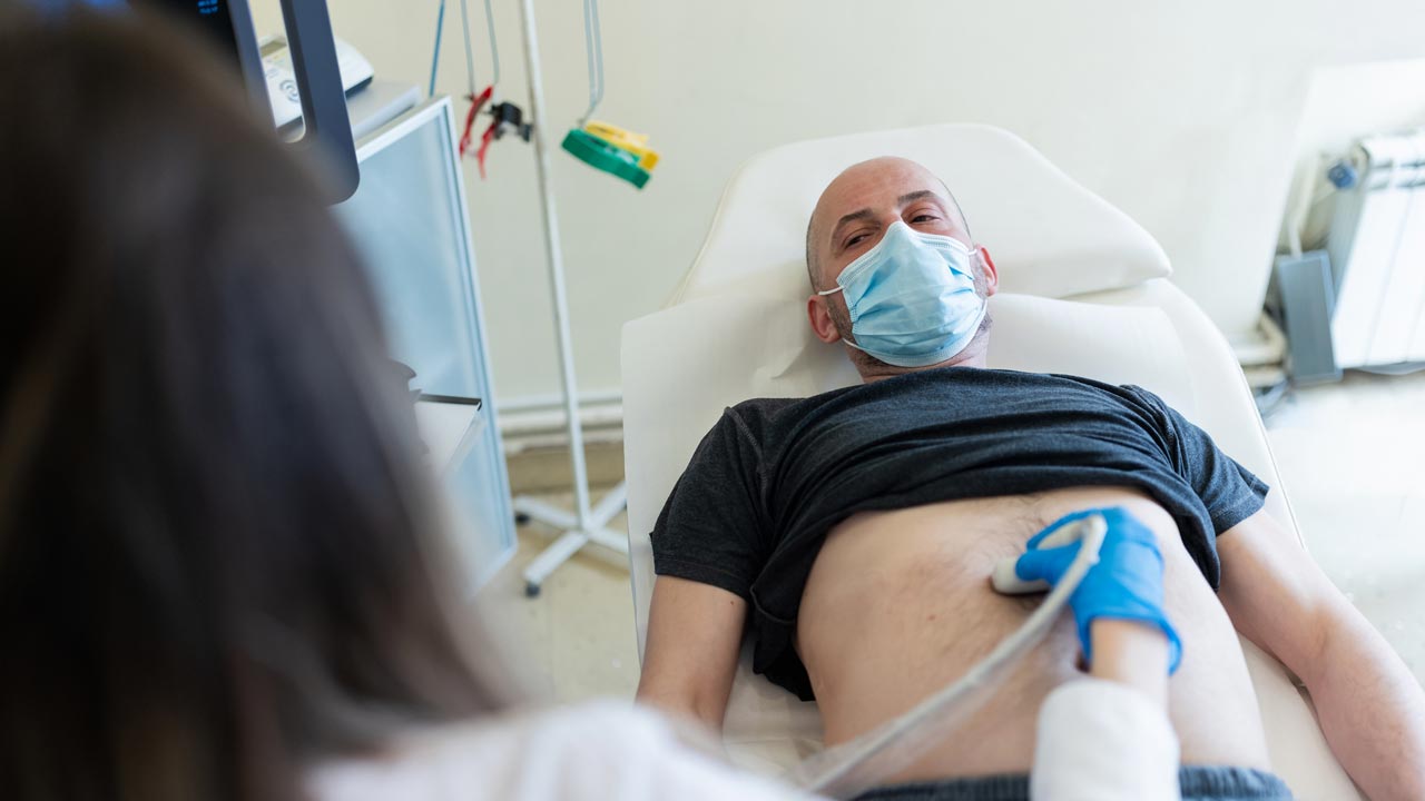 Escasez de médicos: hay que esperar más de medio año para una ecografía abdominal en el hospital de Szolnok