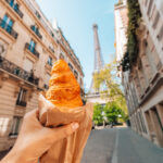 Párizs, Eiffel-torony, croissant