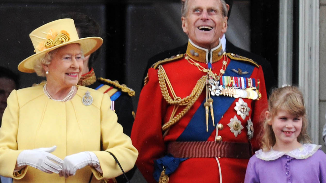 II. Erzsébet királynő, Fülöp herceg és Lady Louise