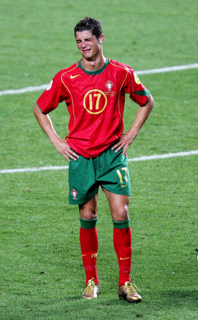 Cristiano Ronaldo a 2004-es Eb vereség után