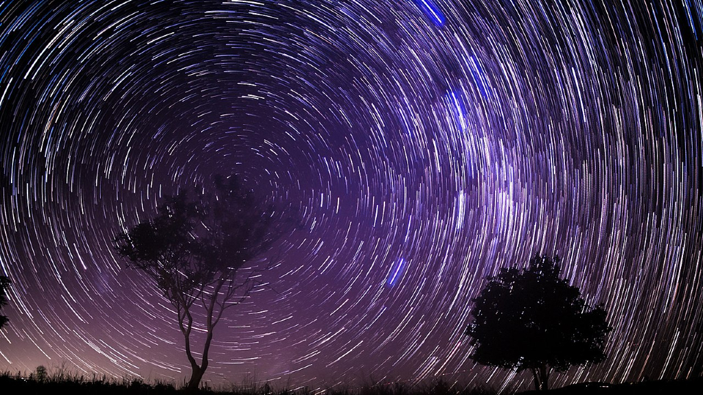 Csillagok az éjszakai égbolton (fotó: Jordan Condon/Wikipedia)
