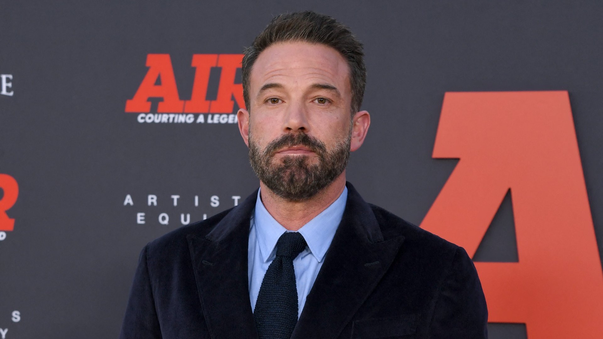 Ben Affleck az Amazon Studios "AIR" című filmjének világpremierjén a Regency Village Színházban 2023. március 27-én Los Angelesben, Kaliforniában