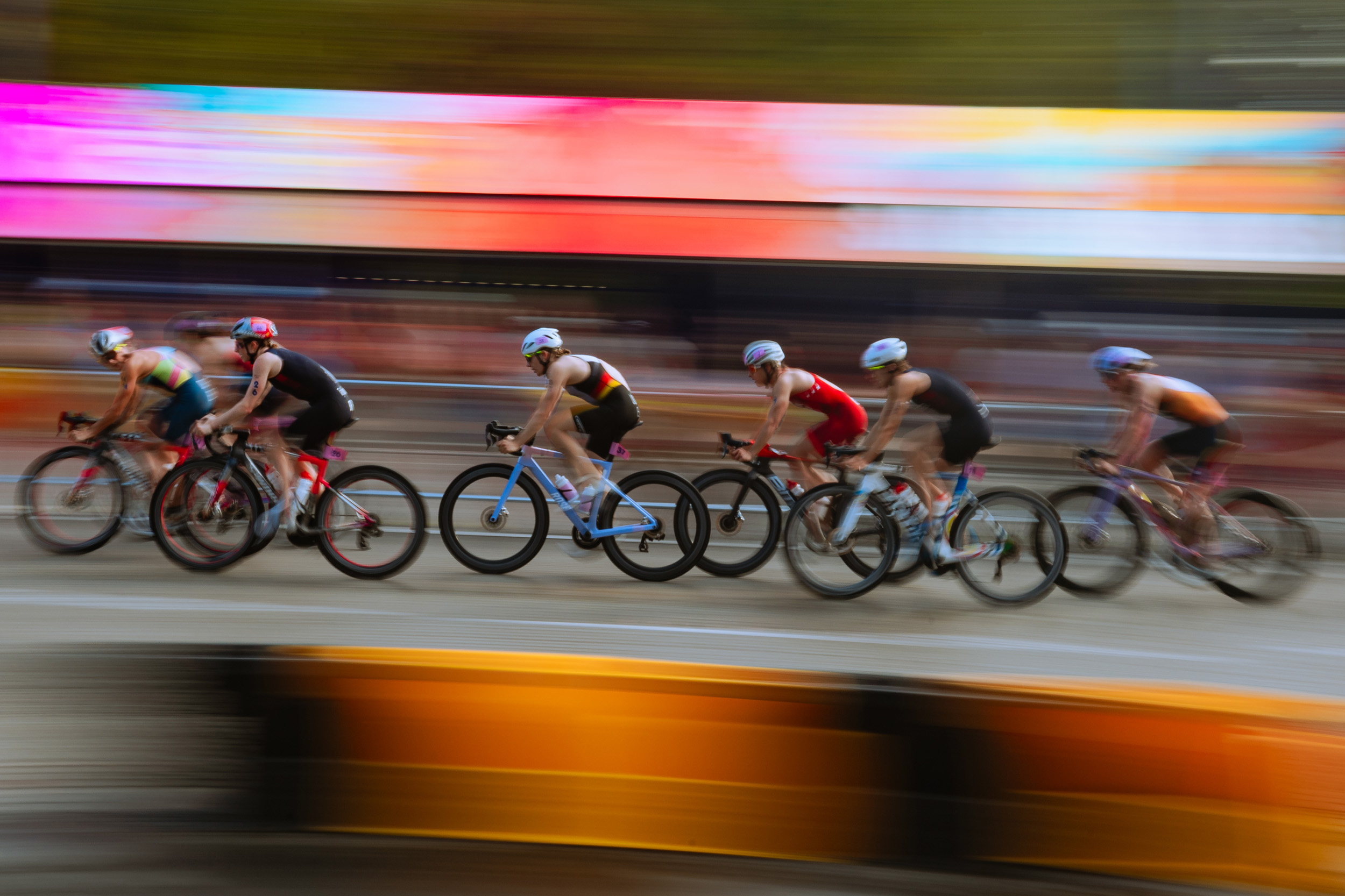 Női triatlon kerékpáros szakasza