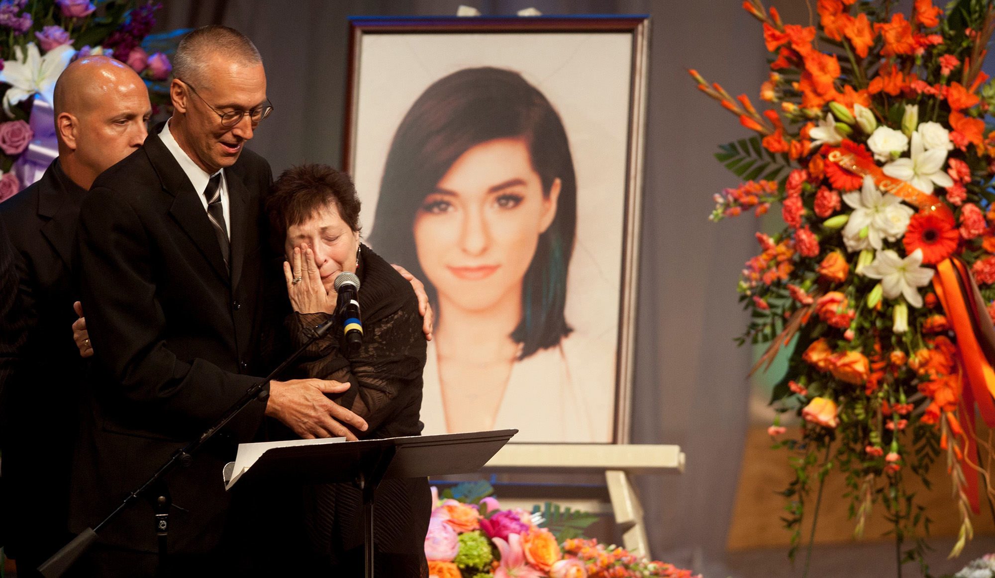 Grimmie szülei a temetésen (fotó: Chris Lachell - Pool/Getty Images)