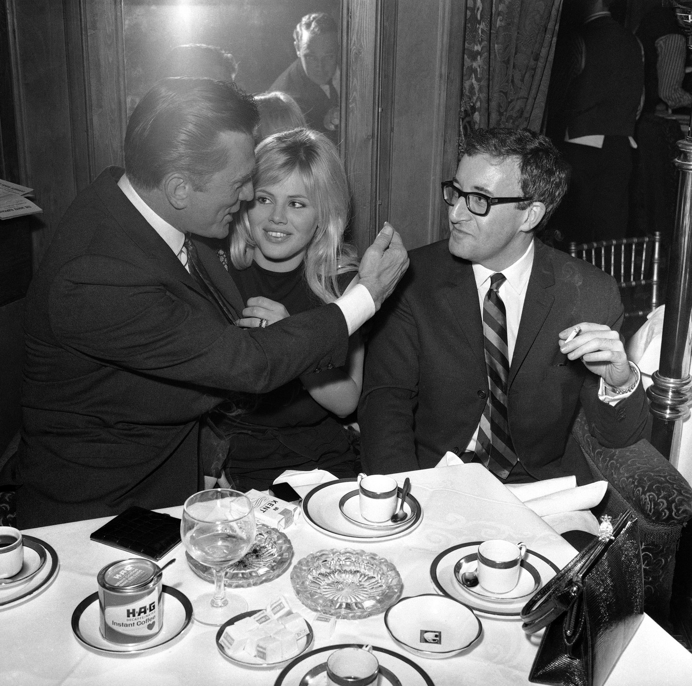 Kirk Douglas, Britt Ekland és Peter Sellers