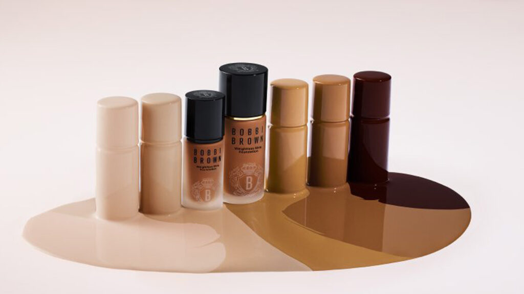  A Bobbi Brown Weightless Skin Foundation titka