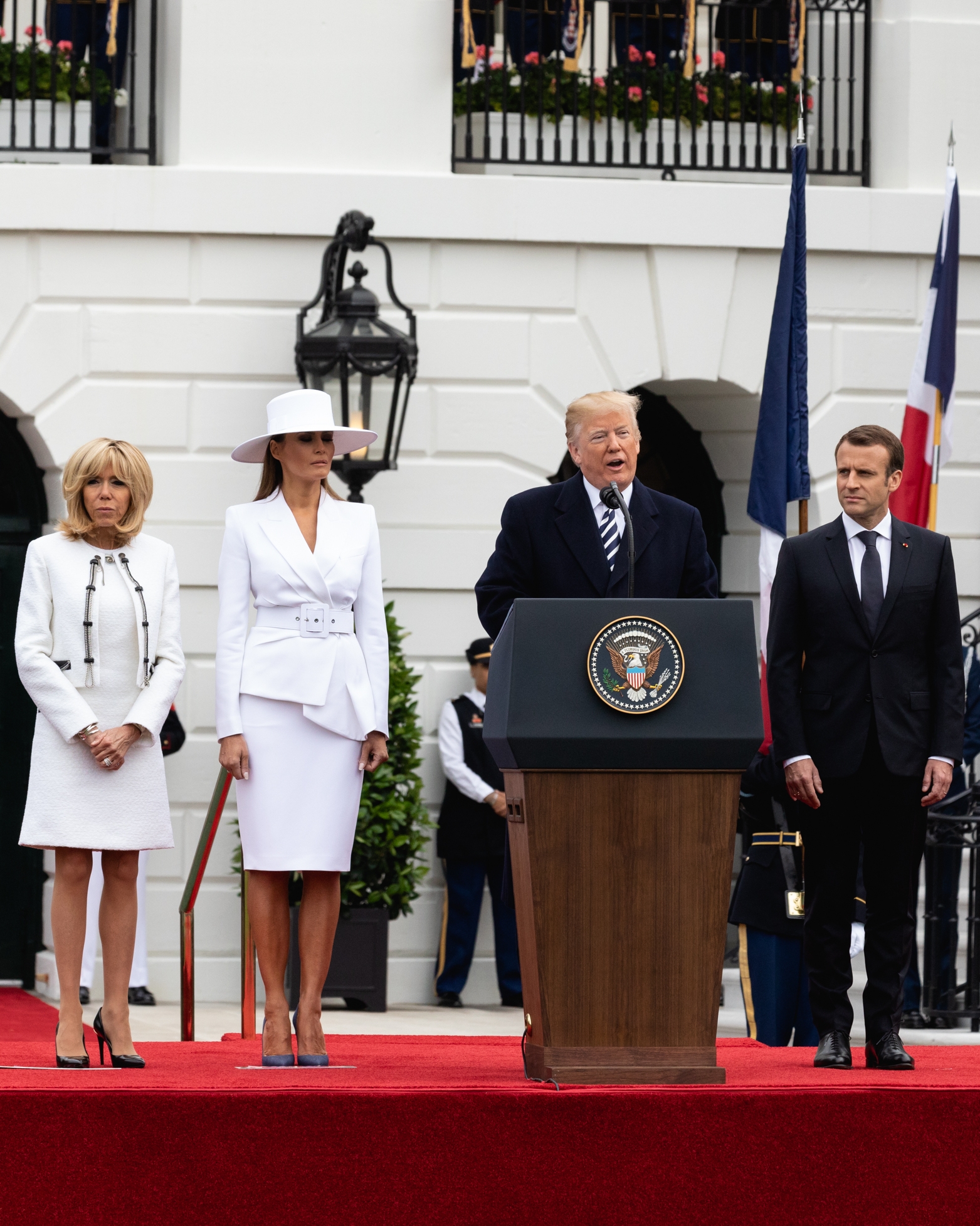 Melania Trump, Donald Trump és a Macron házaspár